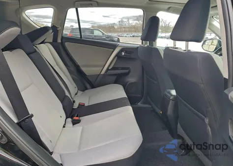 2016 Toyota Rav4 Xle z USA, uszkodzony, nr VIN 2T3RFREV3GW453839